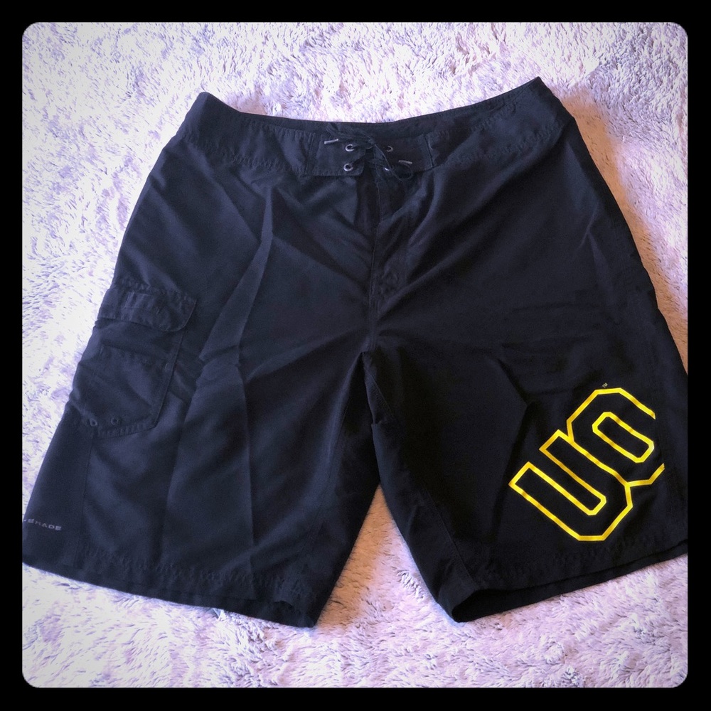 Columbia Omni-Shade U of O board shorts